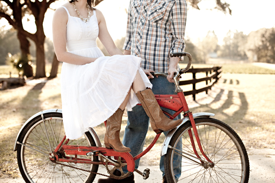 Strawberry Farm Country Charm | Styled Engagement Session