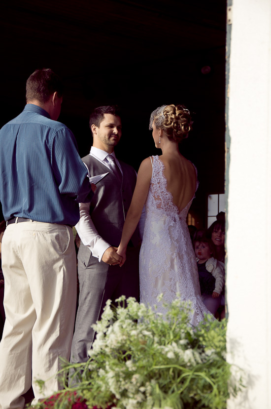 classic-maine-farmhouse-wedding-by