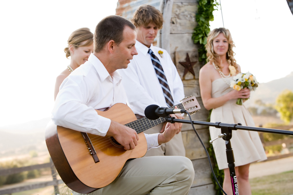 laid-back-central-coast-wedding