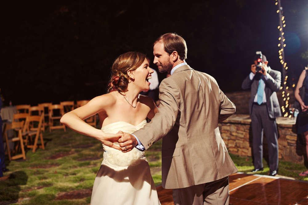 rustic-outdoor-wedding-from-the-reason