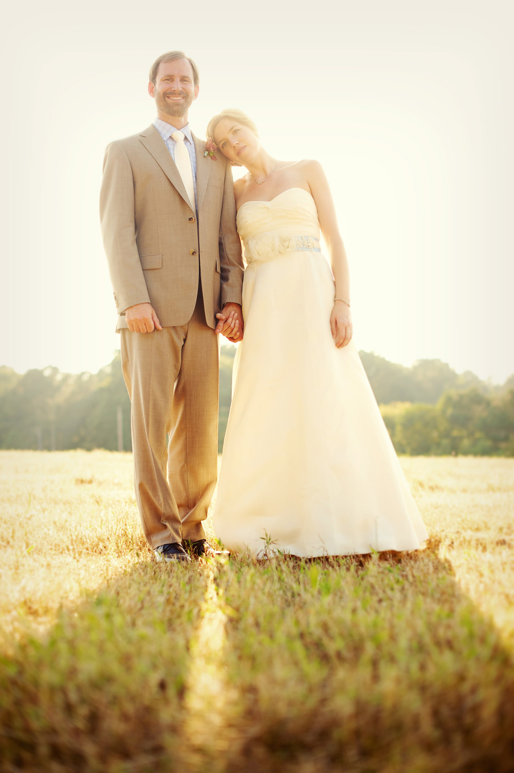 rustic-outdoor-wedding-from-the-reason