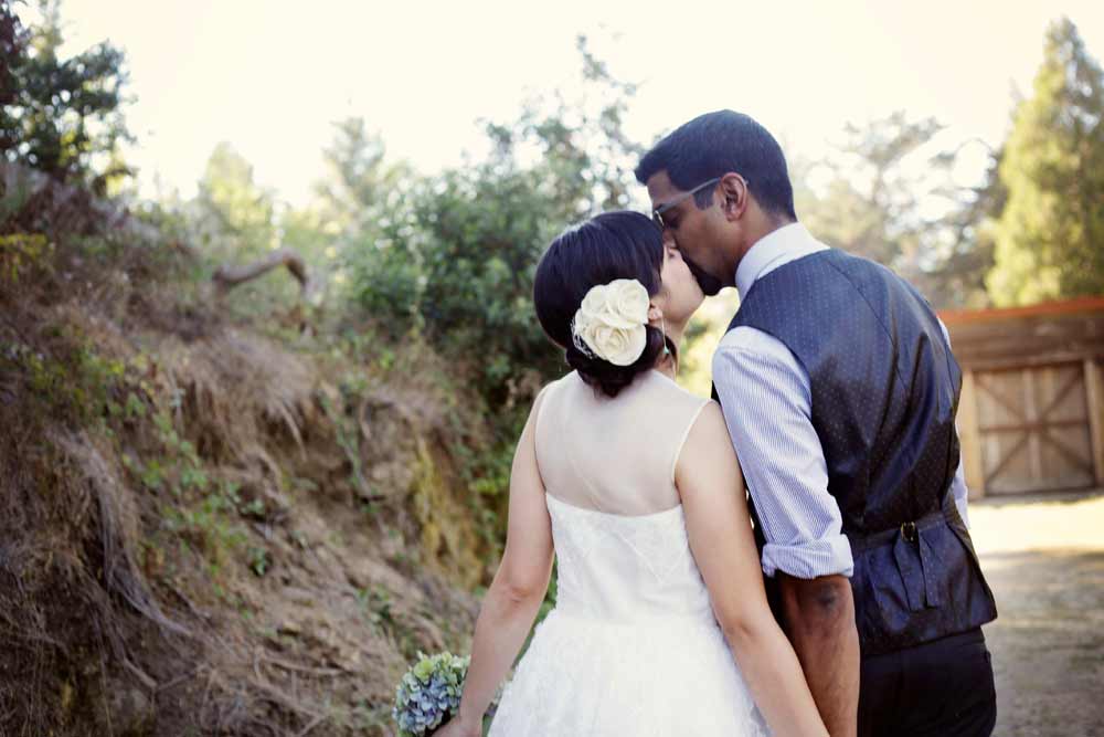 rustic-wedding-from-first-comes-love