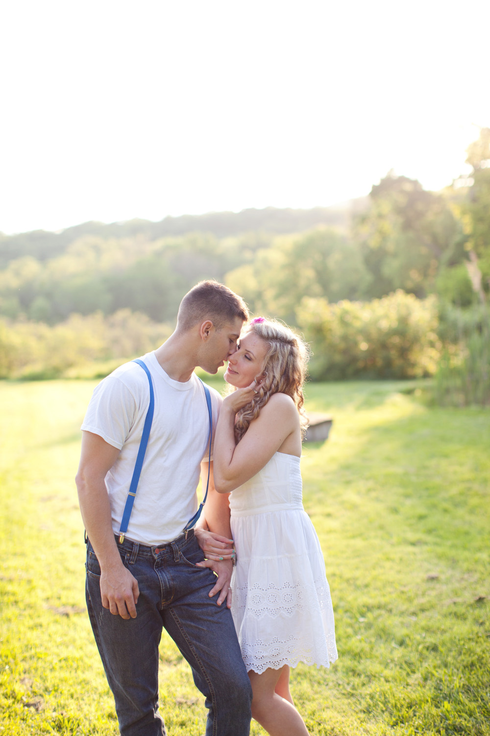 tea-and-cupcakes-engagement-session