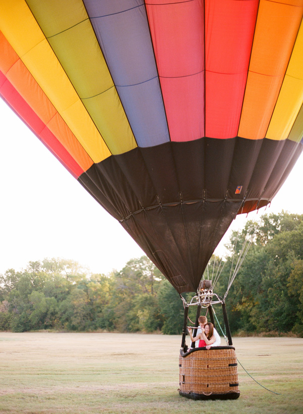 a-travel-themed-engagement-session