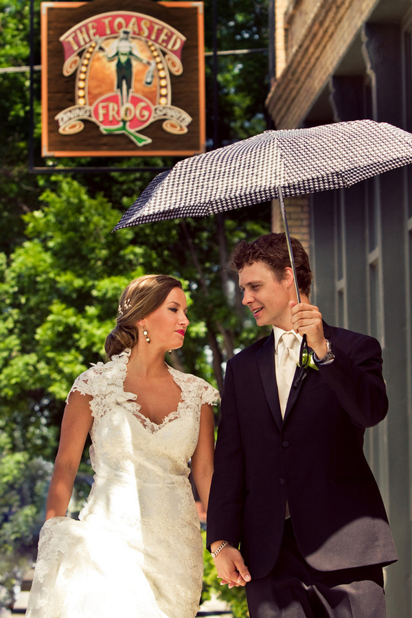 pink-and-gold-wedding-decor