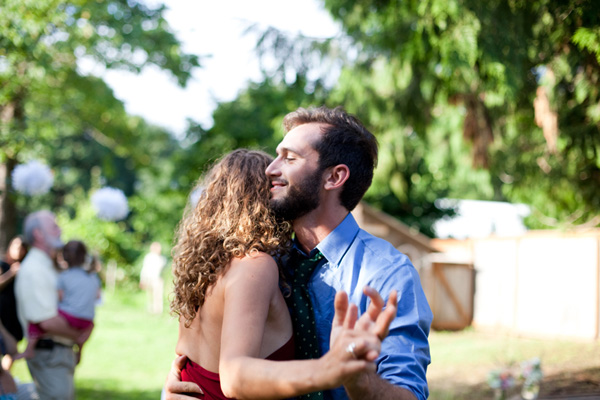 old-fashioned-hoedown-wedding