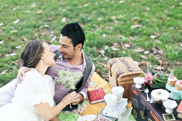 vintage-engagement-photo-session