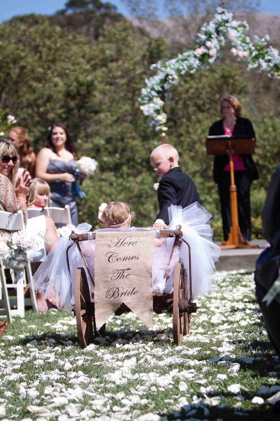 glamorous-barn-wedding