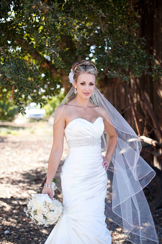 glamorous-barn-wedding