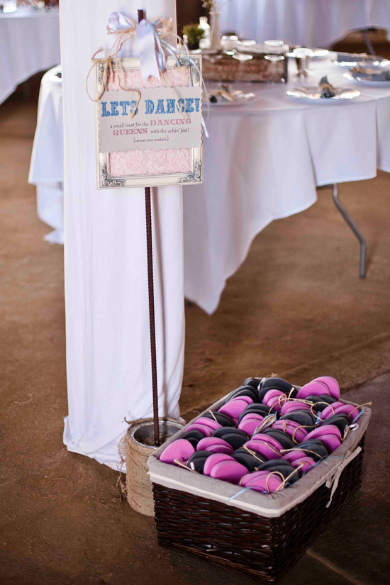 glamorous-barn-wedding