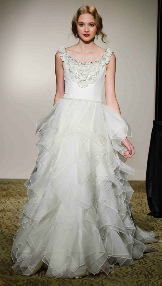 st.-pucchi-spring-2012-bridal