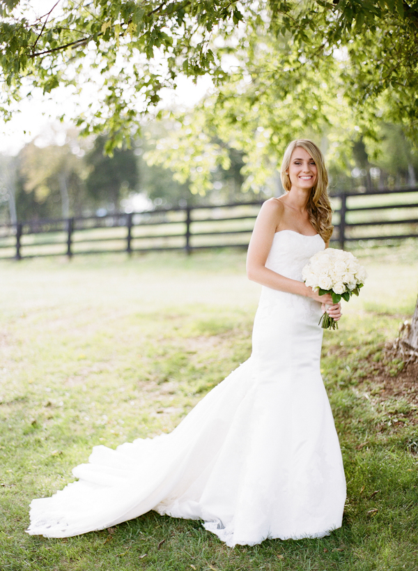 how-to-throw-a-barn-wedding