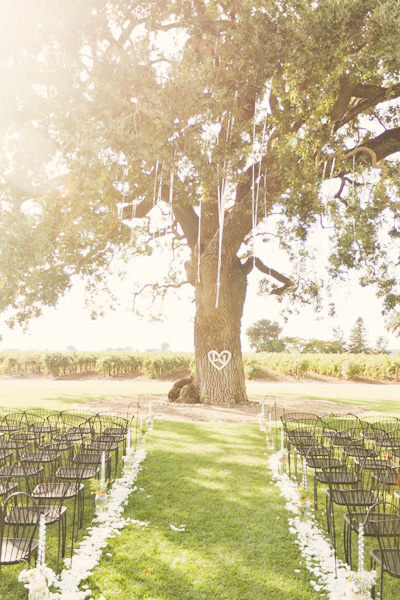 navy-blue-and-yellow-homemade-wedding