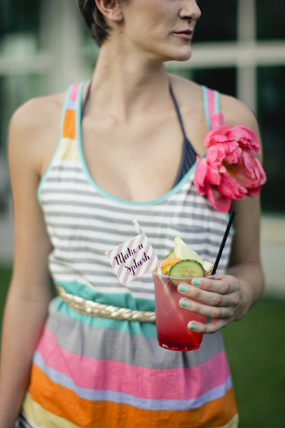 custom-love-and-arrows-wedding-tote-on