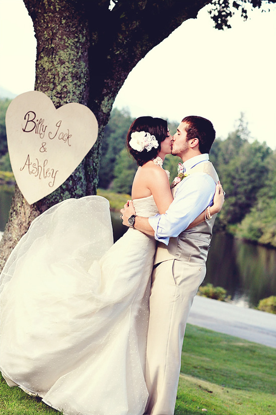 North Carolina Pink And Blue Vintage Wedding