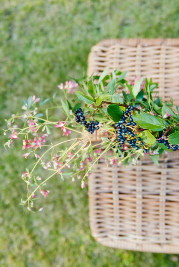 outdoor-vintage-tea-party-ideas