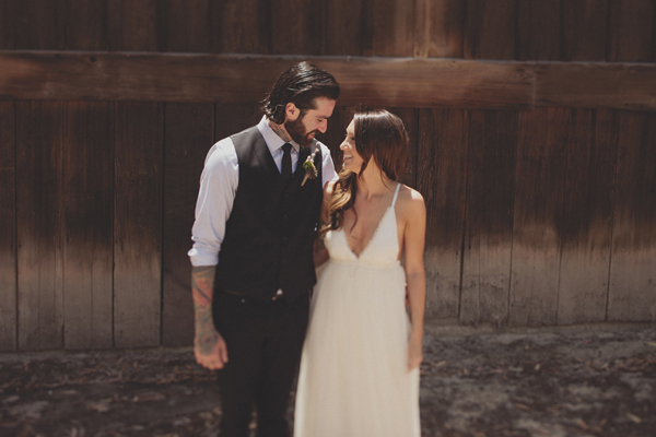 woodsy-boho-chic-backyard-wedding