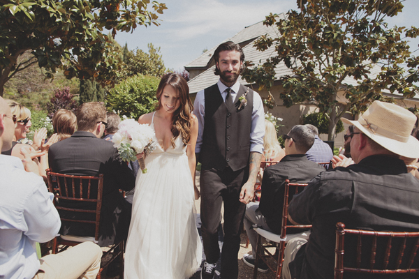 woodsy-boho-chic-backyard-wedding