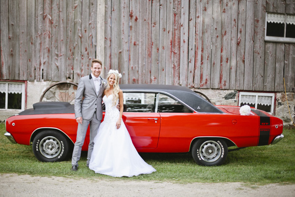 elegant-and-glamorous-barn-wedding