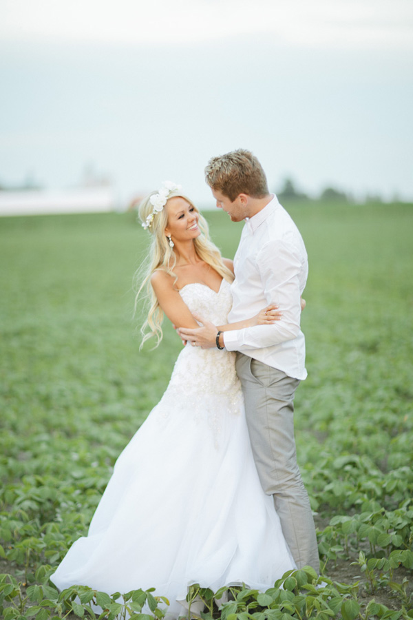 elegant-and-glamorous-barn-wedding