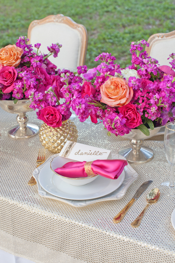 vibrant-pink-and-gold-wedding-ideas