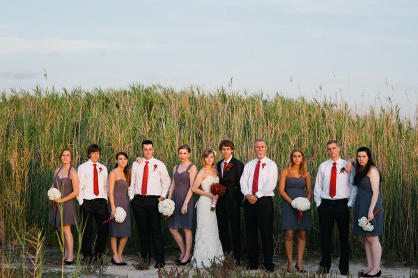 diy-red-and-white-wedding