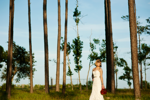 diy-red-and-white-wedding