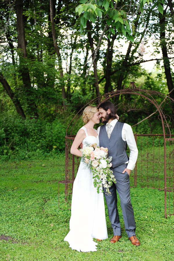 twin-cities-farm-wedding