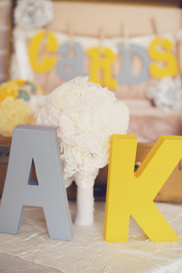 fun-filled-yellow-and-gray-wedding