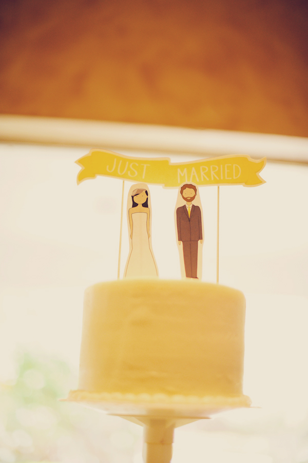 fun-filled-yellow-and-gray-wedding