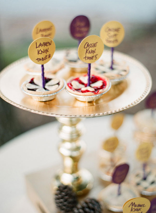 purple-gold-and-ivory-wedding-ideas