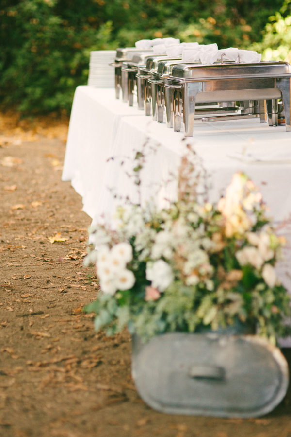 peach-wedding-at-the-old-homestead