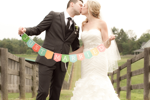 rustic-peach-wedding-on-a-horse-farm