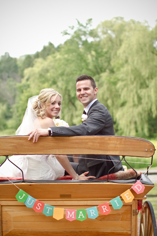 rustic-peach-wedding-on-a-horse-farm