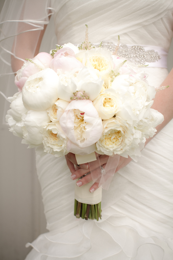 rustic-peach-wedding-on-a-horse-farm