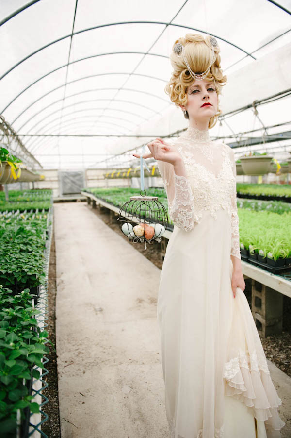 vintage-greenhouse-wedding