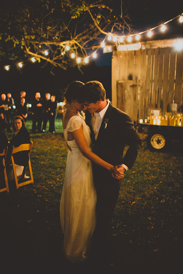 yellow-and-blue-charming-fall-wedding