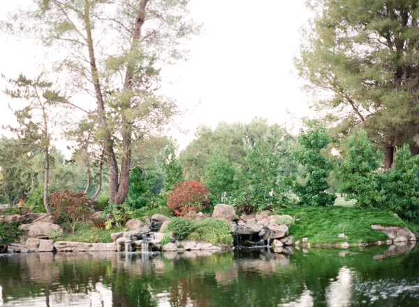 bright-pink-wedding-at-westlake