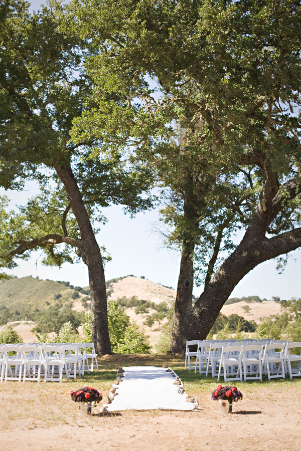 chic-vintage-outdoor-wedding