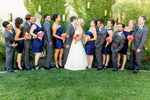 navy-blue-summer-wedding-at-green