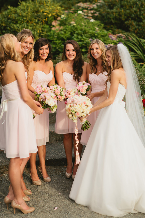 romantic-pink-and-peach-wedding-at