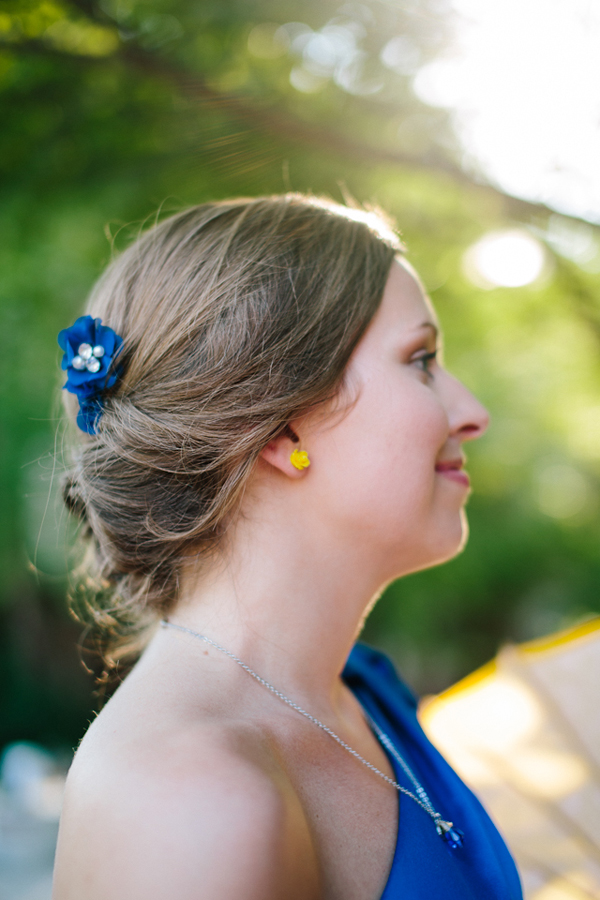 blue-and-yellow-wedding-at-baylor-school