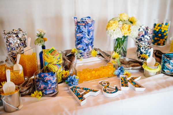 blue-and-yellow-wedding-at-baylor-school