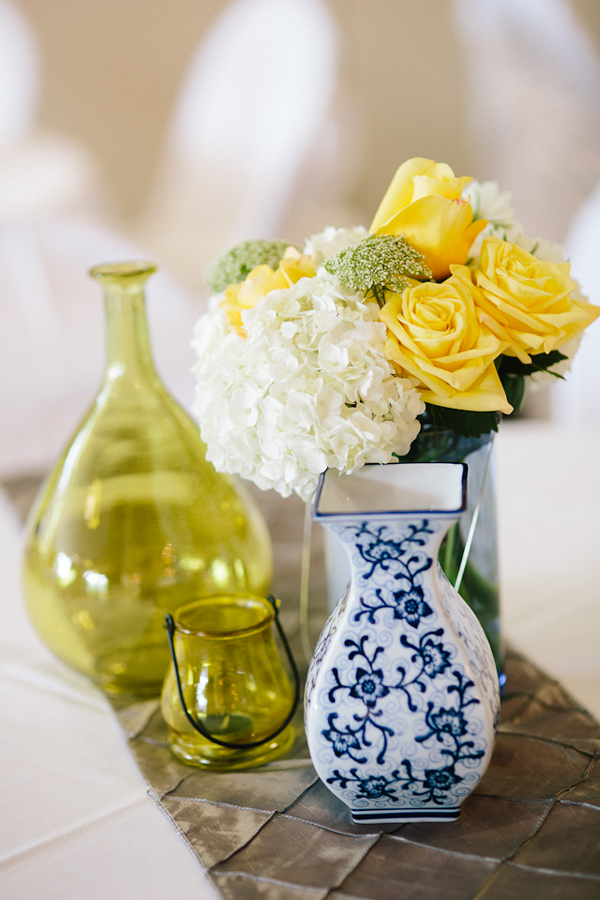 blue-and-yellow-wedding-at-baylor-school