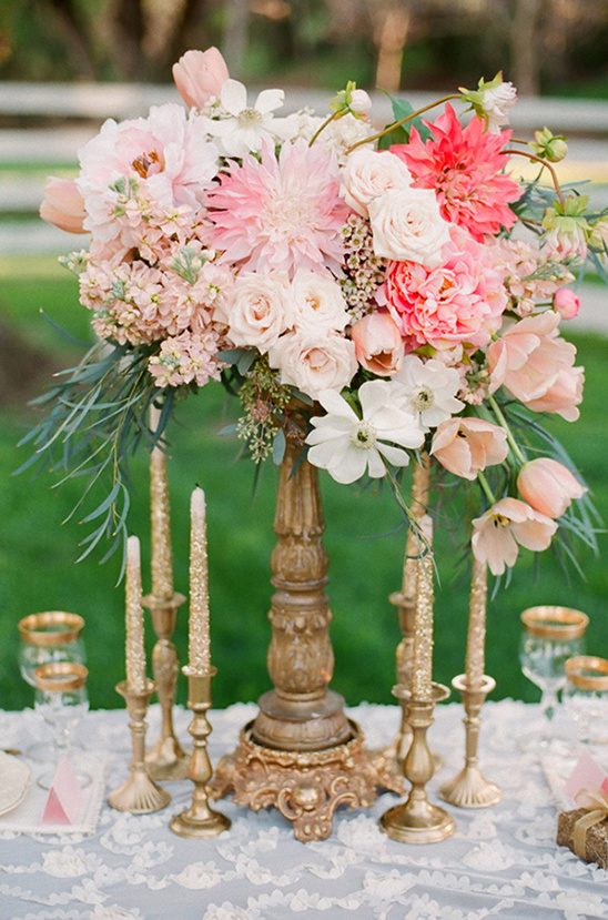 pink and gold floral centerpieces