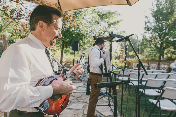 nontraditional-backyard-wedding