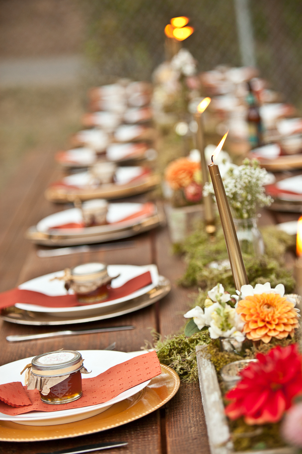 rustic-backyard-wedding-full-of