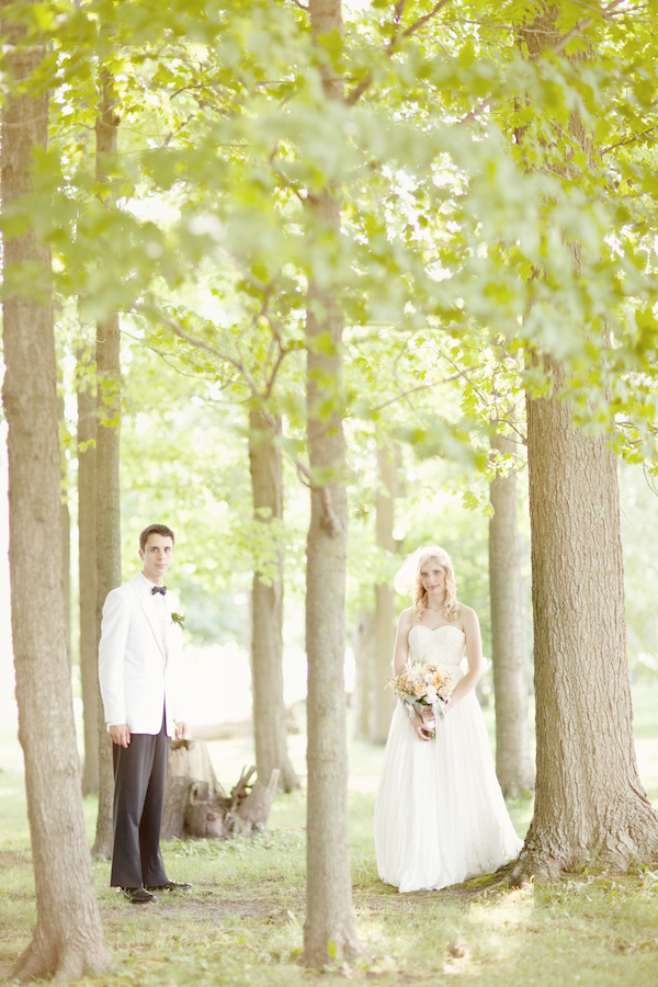 classic-peach-wedding-at-the-elm-hurst