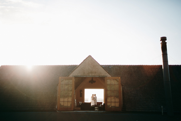 new-zealand-black-and-pink-wedding