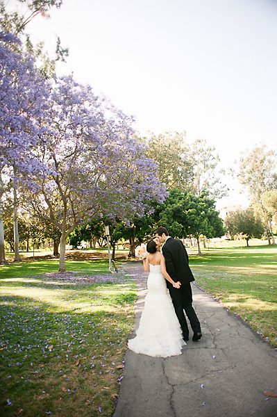 peach-and-teal-multicultural-wedding